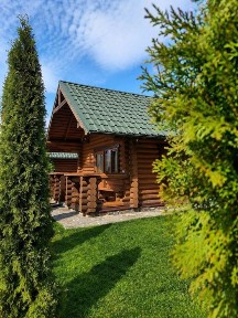 Продаж дачі неподалік озера Синевир
