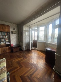 Продам 3к квартиру Холодная Гора метро