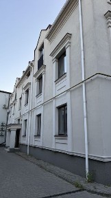 Продаж 2 кімнатної квартири в центрі міста, новий закритий жк