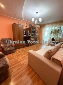 ОБОЛОНЬ! 2 кімнатна квартира біля метро! Вулиця Озерна 14