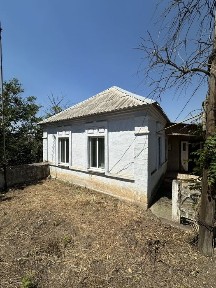 Продам дом со всеми удобствами в Матвеевке, ул. Перекопская, участок 10 соток