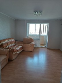 Продается 4 комн квартира