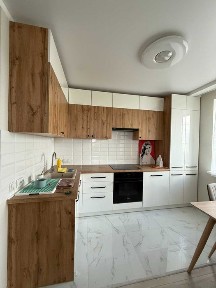 Продам 2 комнатную видовую уютную квартиру