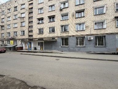 Здається приміщення вул Комарова топ локація
