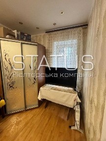 Продаж квартири на Подолі. Вул. Небесної сотні.