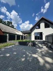 Дуплекс із ремонтом у Бучі | 100 м² | 3 спальні | центральні комунікації