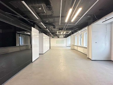 Без %! Оренда креативного офісу опен-спейс в бізнес центрі (550 кв. м.)