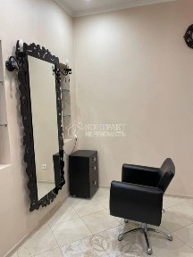 В продажі салон краси в центрі Харкова