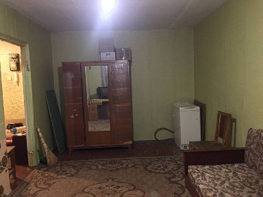 Продам квартиру по Черкасова 15