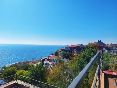 Продажа бизнеса Отель с видом на море Совиньон Дом на берегу моря Гостиница на берегу моря Дом в совиньоне Апарт отель на берегу моря Дом у моря Рай