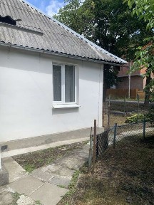 Оренда будинку 3 кімнатного на вул. Щирокій (р-н базару)