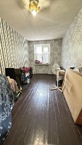 Продам 2-х комнатную квартиру возле Центра