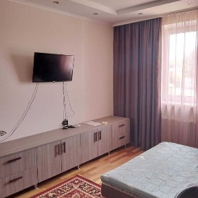 Пропонується в оренду 1к. квартира село Хотів Київська область