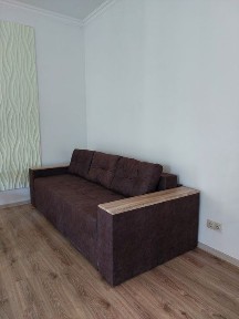 Нова 1 кімнатна квартира з власним парко місцем.
