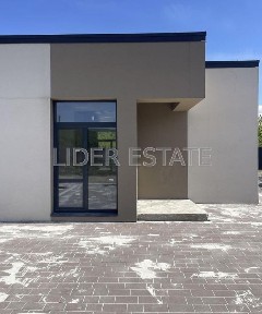 Продаж таунхауса 2 кімн., 70 м², 2 сотки, Невицьке - комфорт та простір для вашої родини!