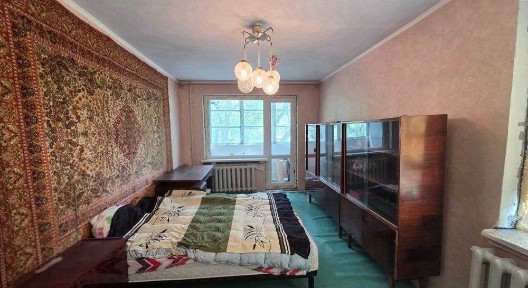 Продаж 3 кімнатної квартири в центрі
