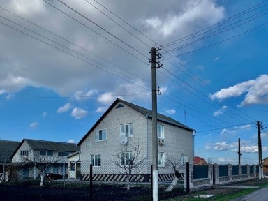 Продаж будинку в Узині