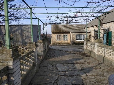 Велика Балка, цетр, коробка з літньою кухнею та погрібом на 21 сотках