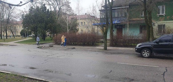 Здам в оренду, або продам кафе, Тайна