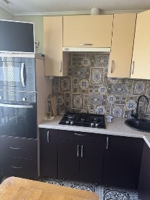 Продам гарну затишну квартиру