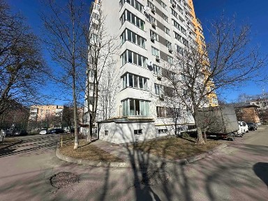 Приміщення 41м2 з ремонтом, окремий вхід! Центральний район Вишневого