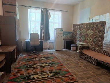 Оренда 1кімн вул Левицького початок (вул Кониського - Палія) ближній центр Індивідуальне опалення-пічка, бойлер