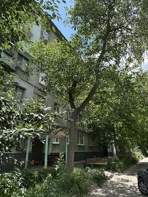 Продам трикімнатну квартиру в кращій локації на жм Західний