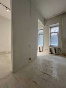Студія 40м2 під житло студію салон Б. Хмельницького 26-В м. Золоті Ворота Театральна
