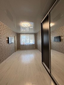 Продаж 2-кімнатної квартири 62.5м2 з ремонтом в Білогородці