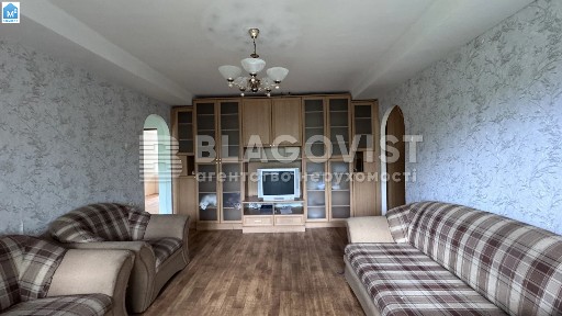 Продаж 3 кімнатна квартира