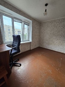 Продаж кімнати 40.1 кв. м на вул. Олександра Довженка • ID 34509090