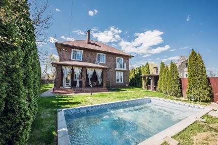 Київська область, Великі Дмитровичі