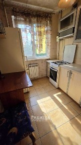 Продается квартира двухсторонняя р-н супермаркета АТБ