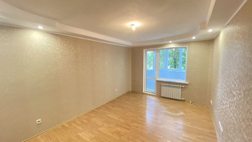 Продаж 1о кімнатної квартири зуп. Пивзавод