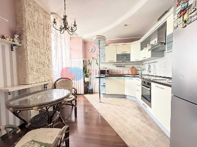Продаж 2-кімнатної квартири 78 м², Макіївська вул., 8