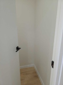 Кухня-вітальня + 2 окремі кімнати з дизайнерським ремонтом, 70 м²