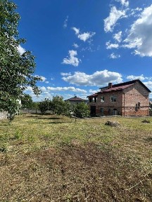 Продаж 2 поверхового будинку з гаражем і ділянкою на 12 соток, 249.6 кв. м, 5 кімнат, на вул. Володимира Івасюка 12 • ID 34512091
