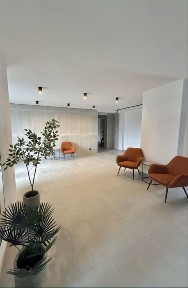 Продається квартира з дизайнерським ремонтом по вул. Героїв Майдану