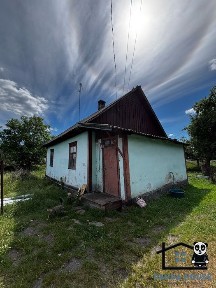 Продається будинок в затишному районі міста