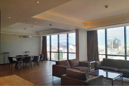 Без% Апартаменти довгостроково - 225 м² елегантності та комфорту
