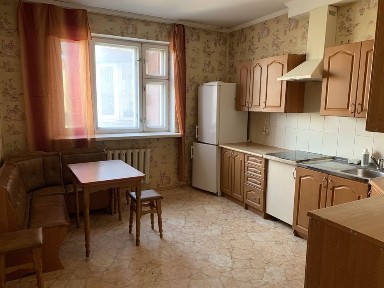 Ахматової Анни вулиця, мікрорайон Позняки, район Дарницький, Київ, метро Позняки, вул. Ахматової Анни 13Д • ID 34512511