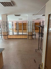 Оренда приміщення під магазин м. Волочиськ + Складска територія + Стоянка