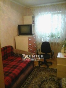 2-кімнатна квартира з ремонтом Черемушки 43 м² 4 поверх