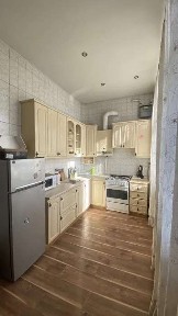 Продам велику 5 кімнатну квартиру в центрі!