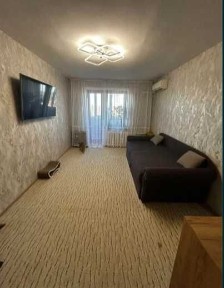 Продаж 2 кімнатної квартири Польова