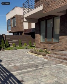 Терміново продам новий житловий будинок з дизайнерським ремонтом