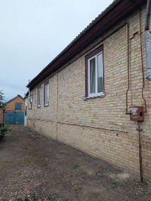Здам добротний будинок в місті Ніжин