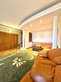 Продаж унікальної квартири! ТОР локація