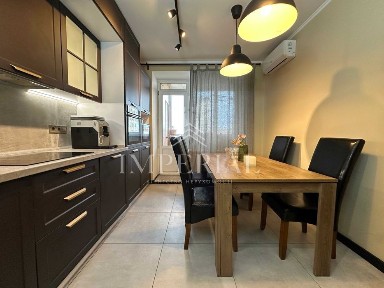 Без комісії, Продаж 3-кімн, 95 кв. м Алма-Атинська 39-А, сертифікат