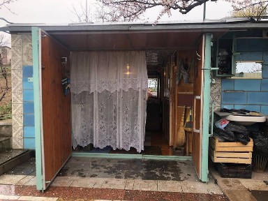 Продаж дачі з ділянкою